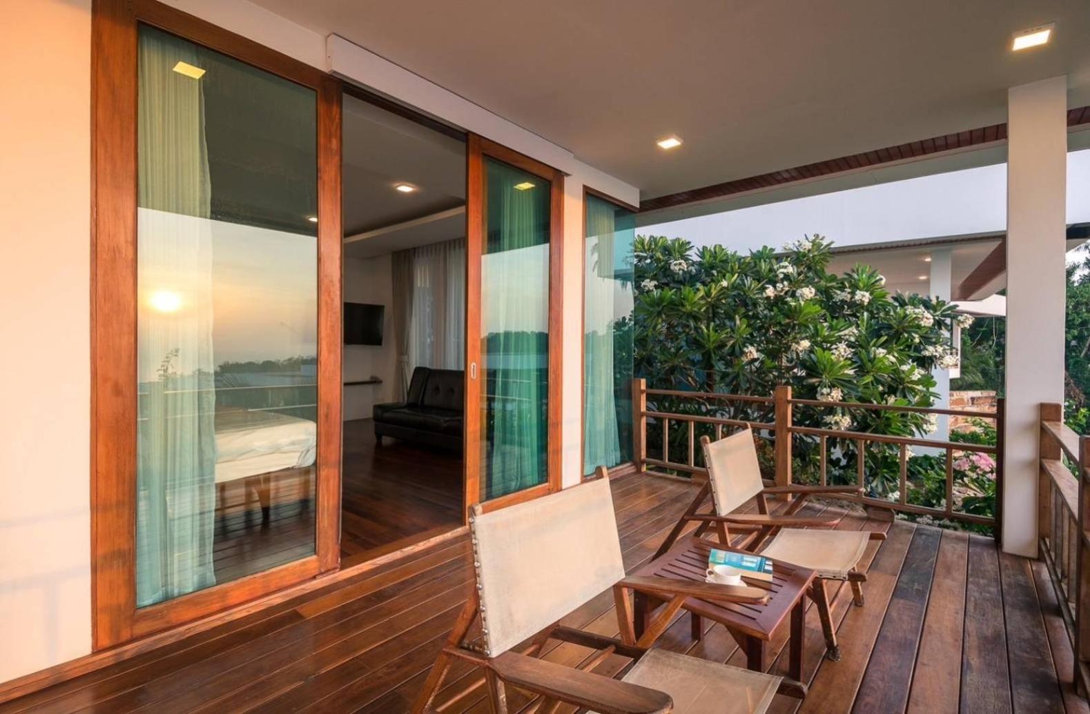 Mountain Sha Certified 4* Phi Phi Don