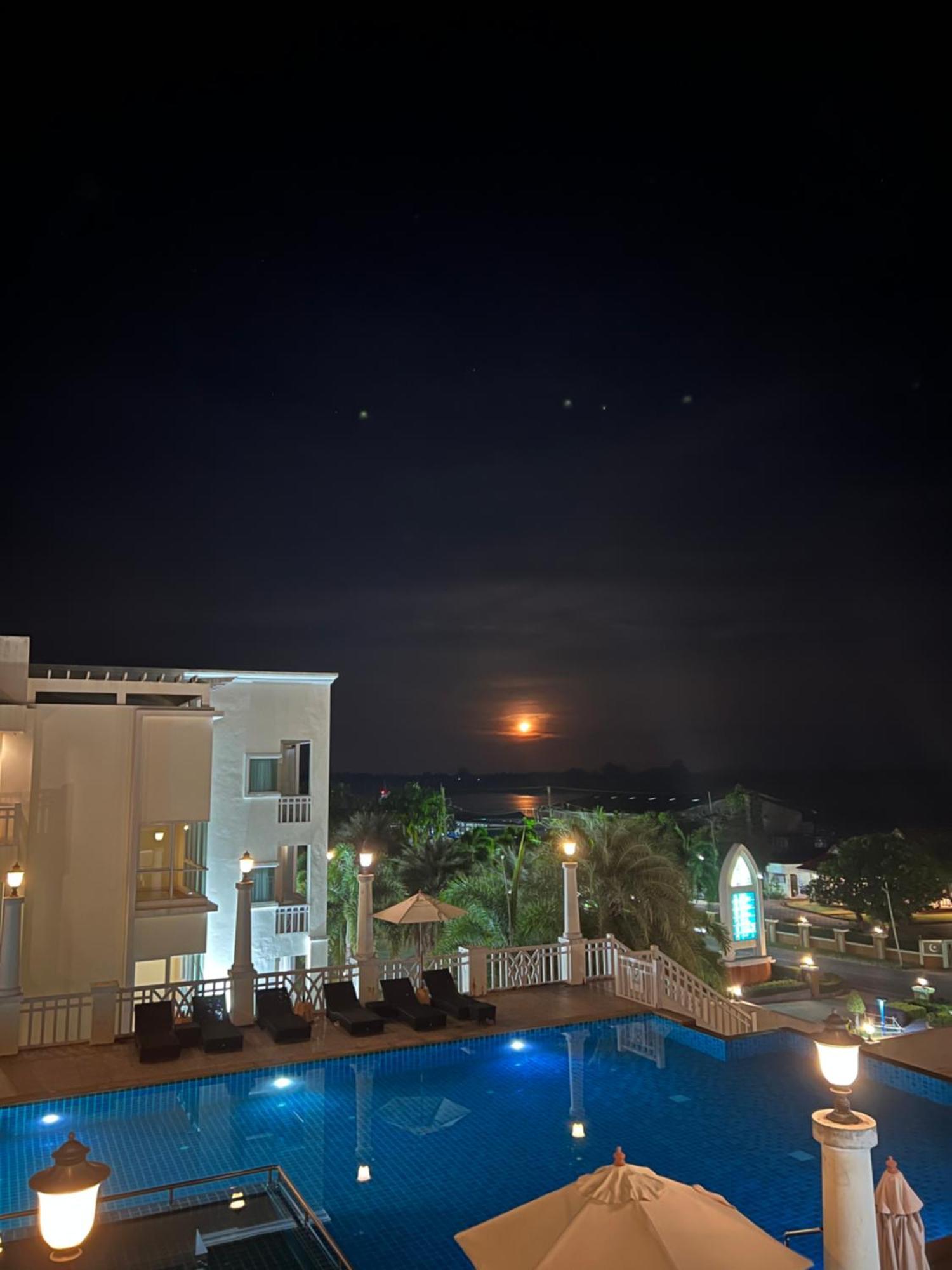 Resort Front Bay 4*