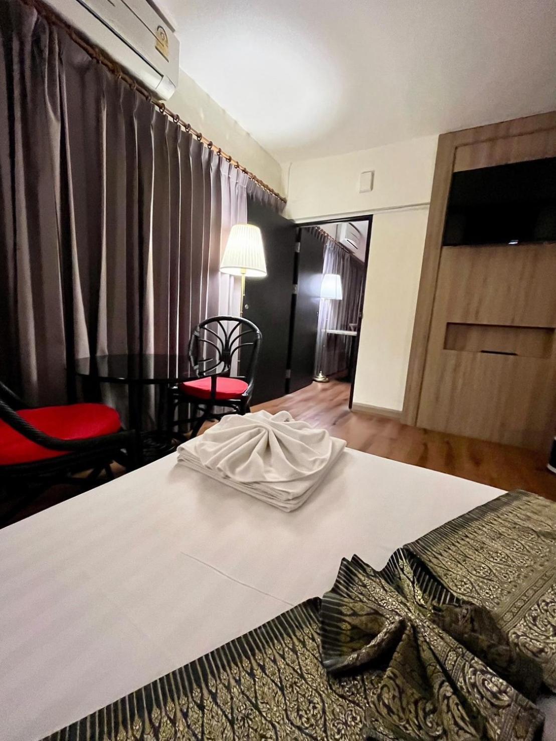 Nak Nakara Hotel-sha Extra