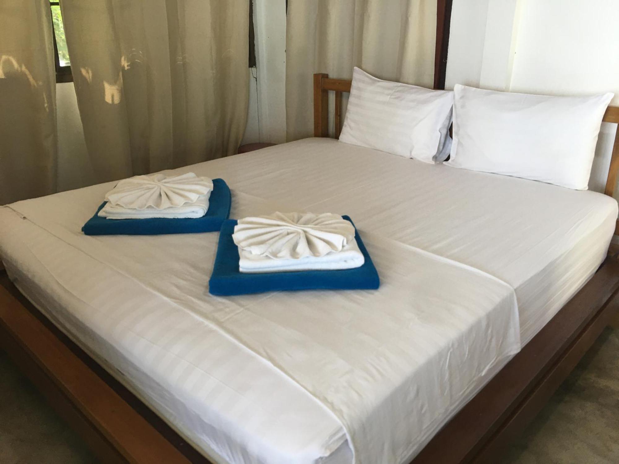 Bangpo Village Resort Ban Bang Po