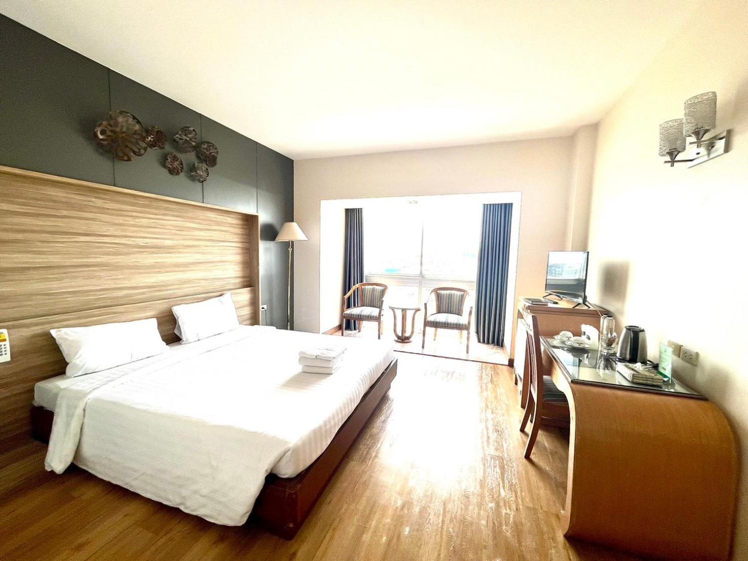 Asian Hotel 3*