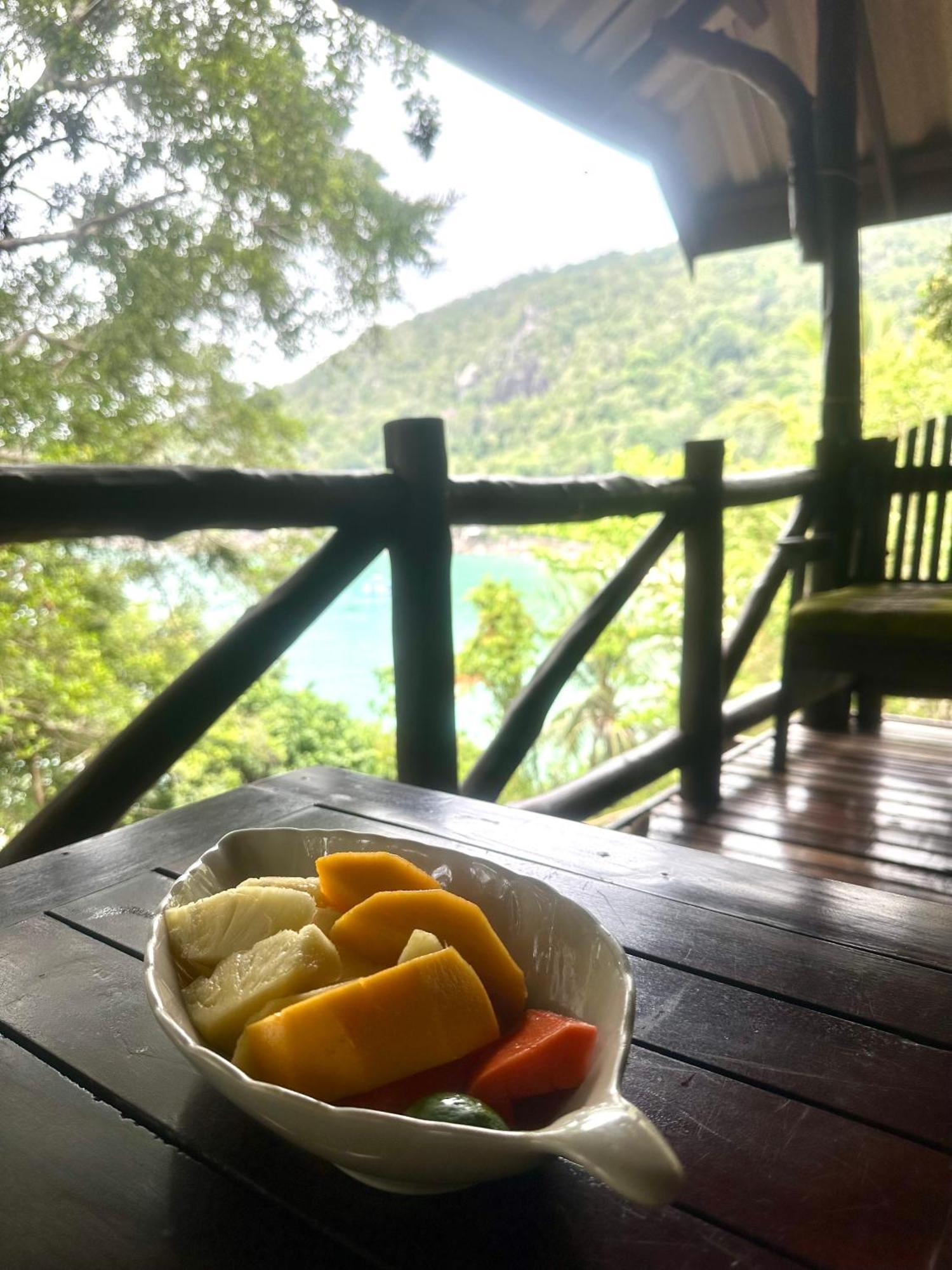 Bambu Huts Resort Baan Tai