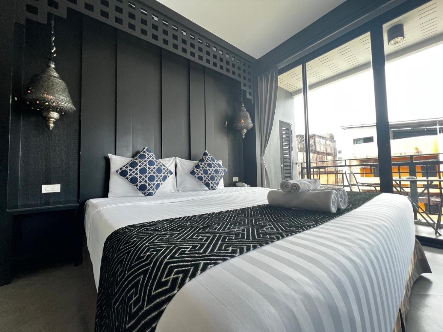 Srisawara Casa Hotel 2*