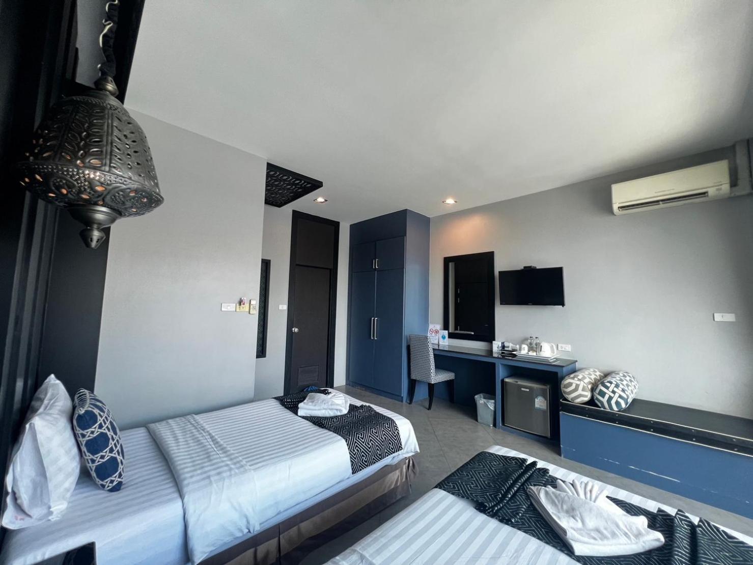 Srisawara Casa Hotel 2*