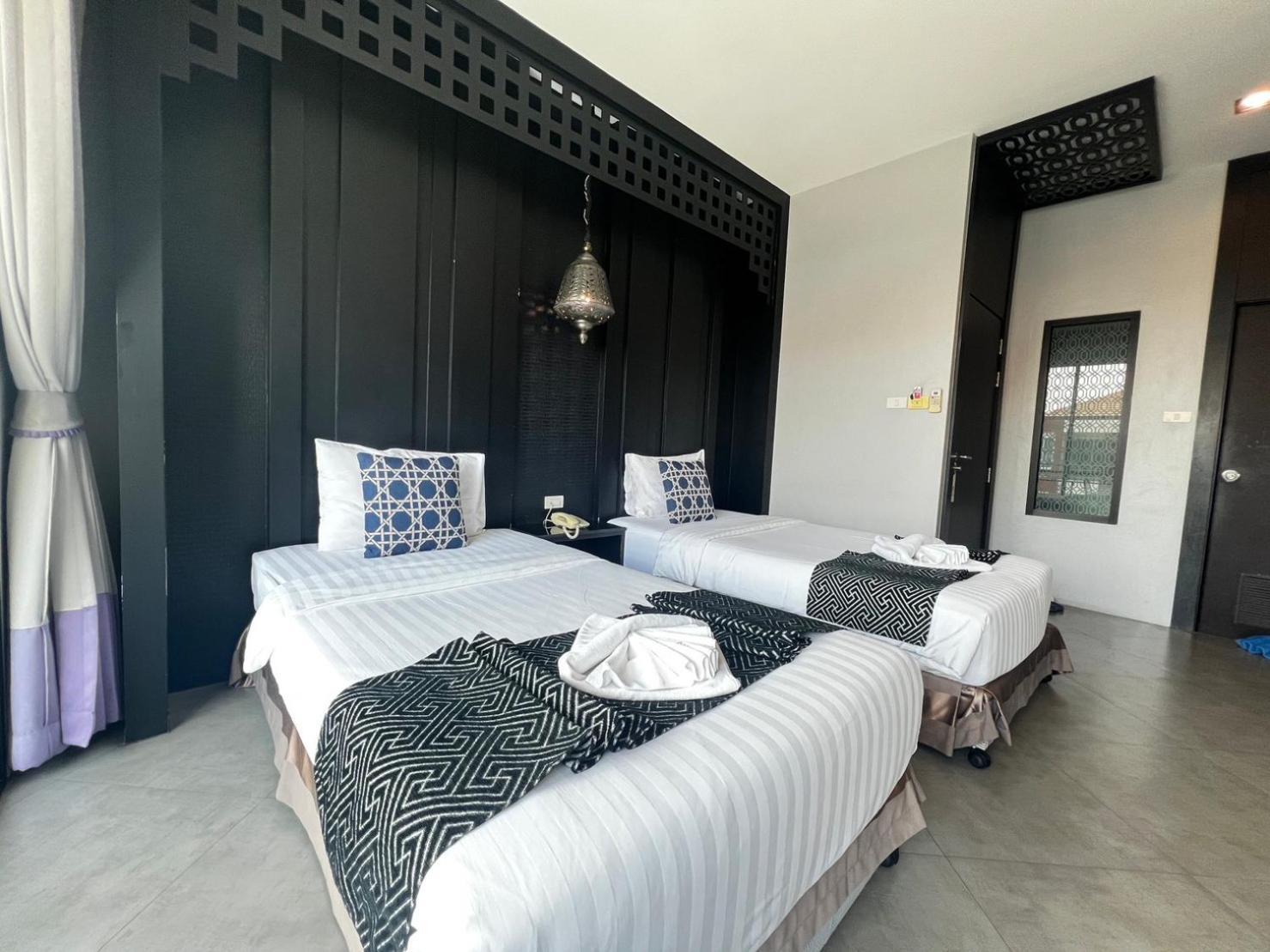 Srisawara Casa Hotel 2*