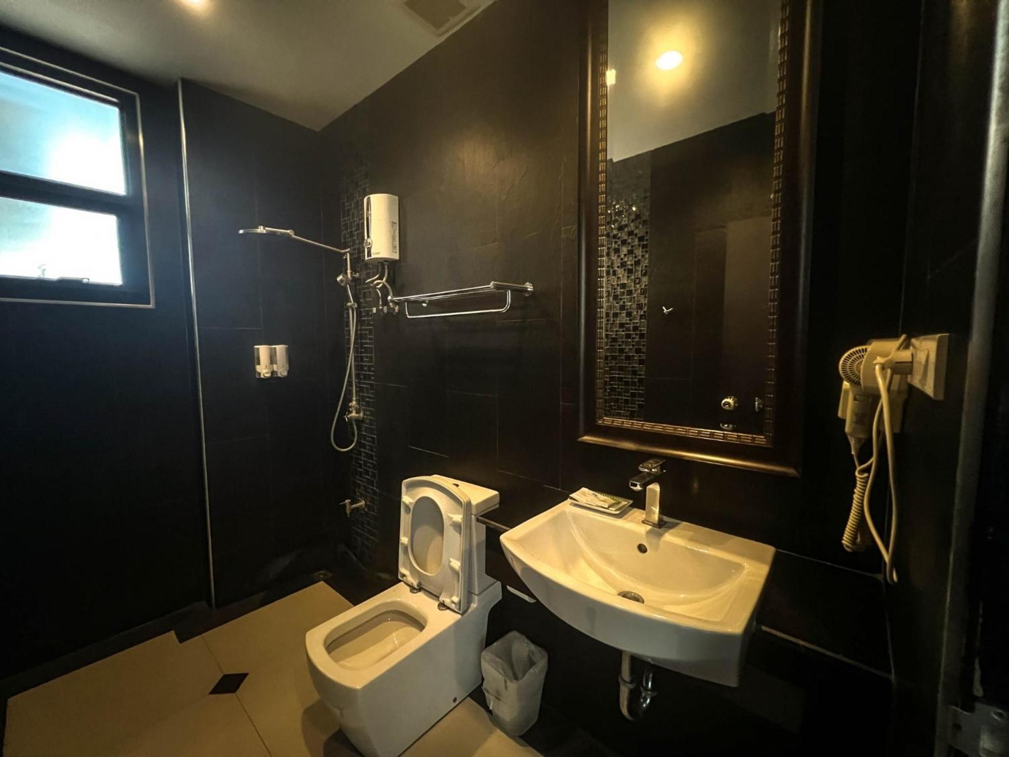 Srisawara Casa 2*