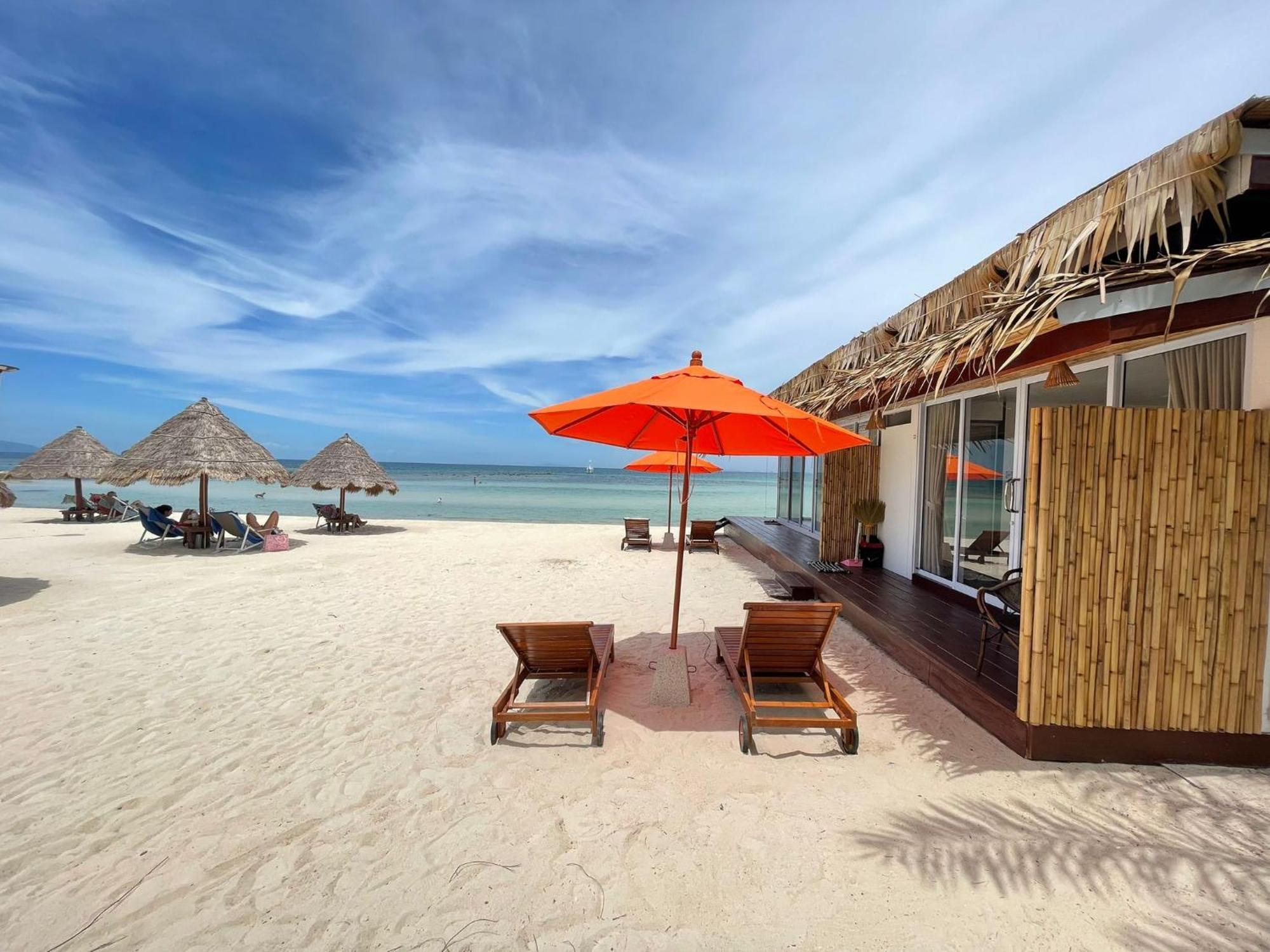 Resort Sea