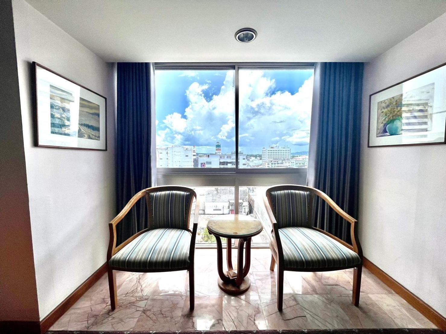 Asian Hotel