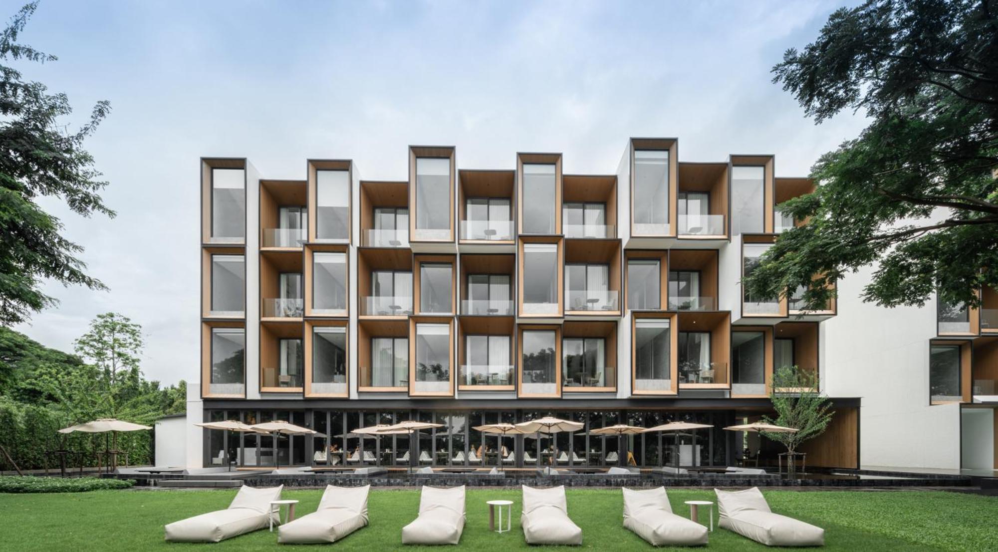 Riva Vista Riverfront Chiangrai Resort 5*