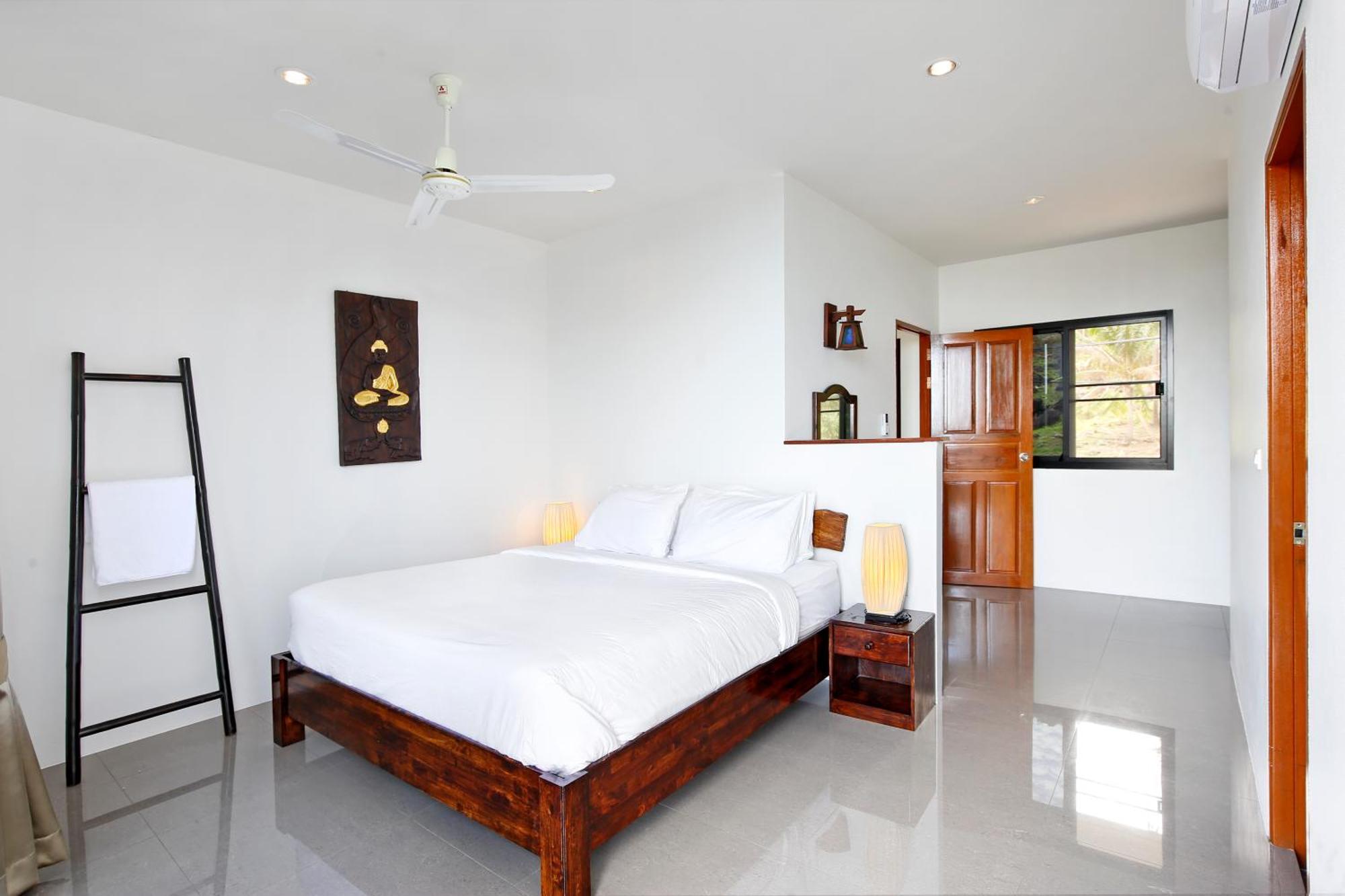 2 Bays * Thong Nai Pan Yai