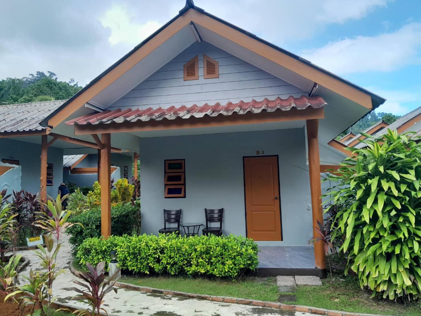 Khaolak Banana Khao Lak