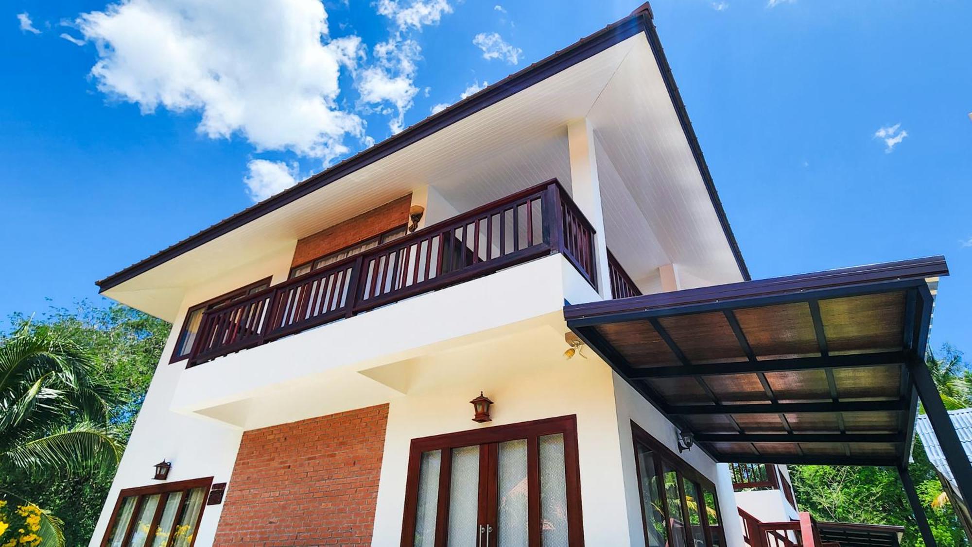 Apartment Baan Bhuwann
