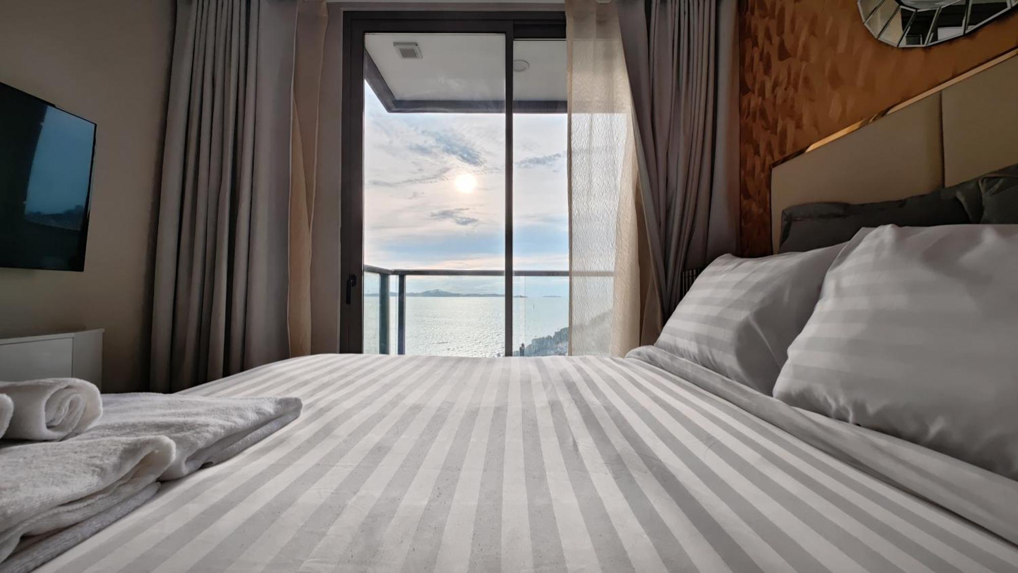 The Astra Sky River Apartment Jomtien Beach