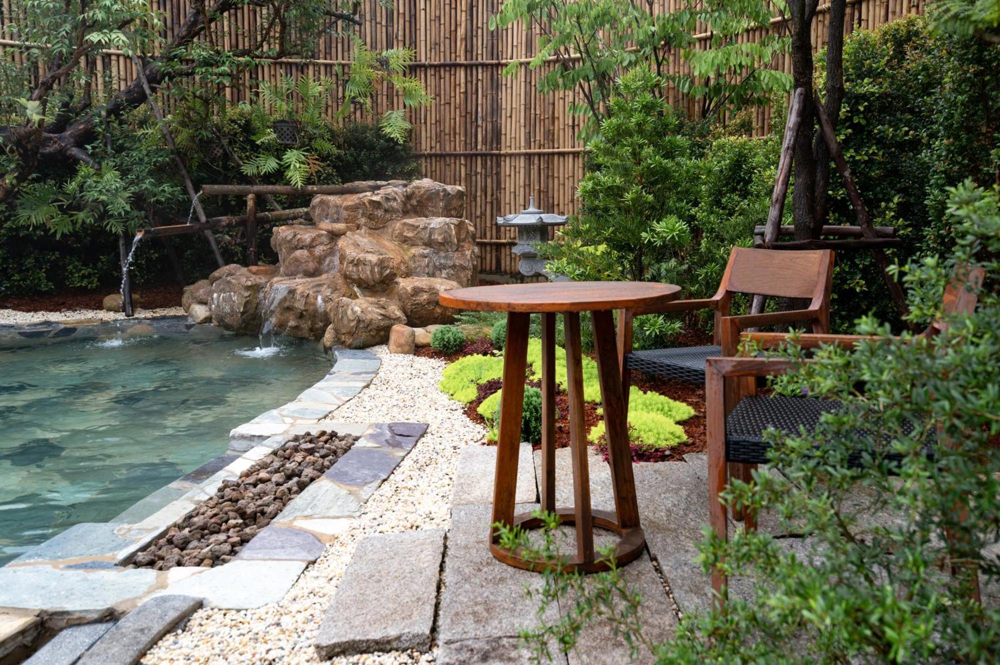 Resort Onsen At Moncham