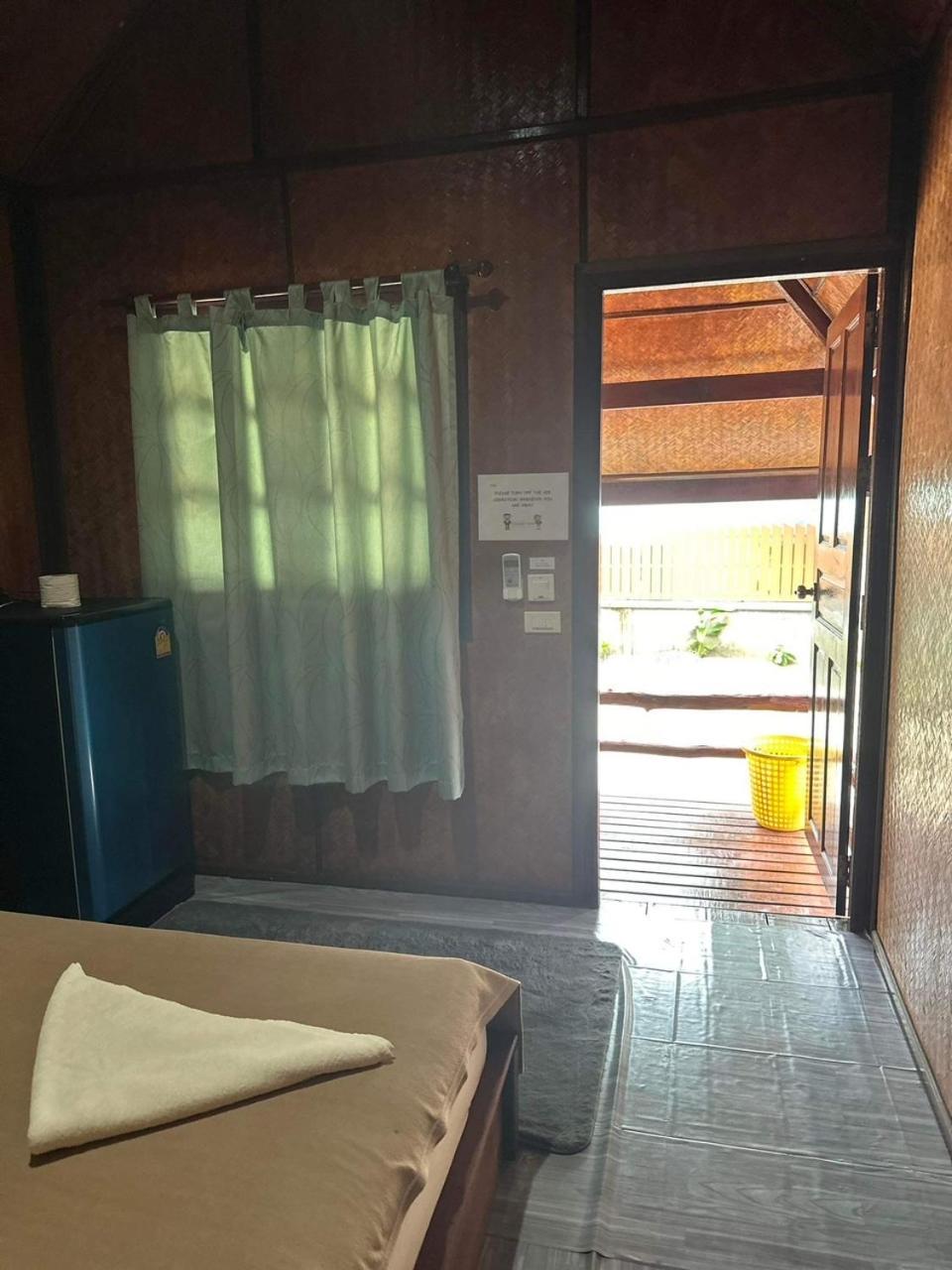 Buddha Raksa Thong Nai Pan Yai