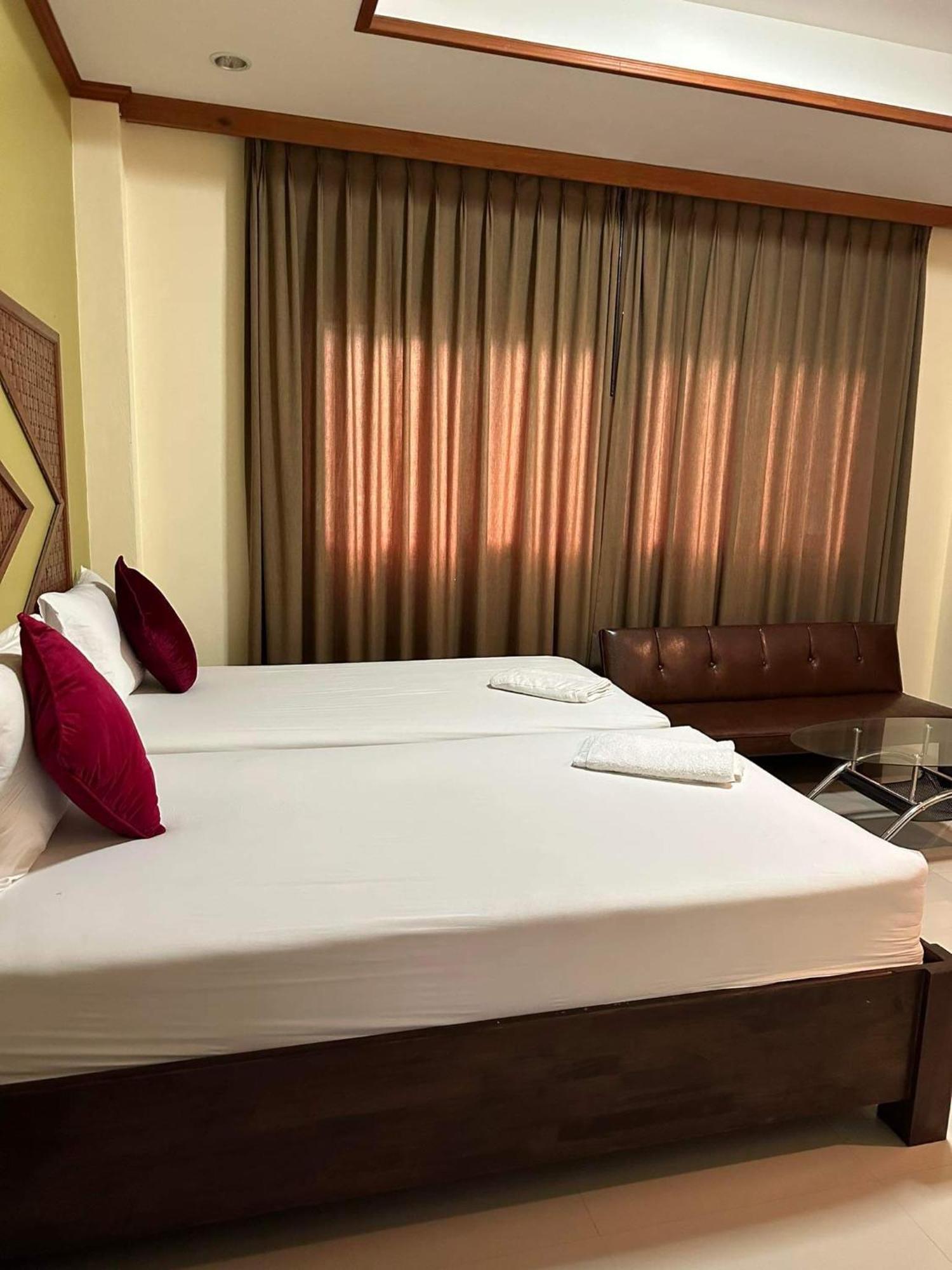 Buddha Raksa Resort *