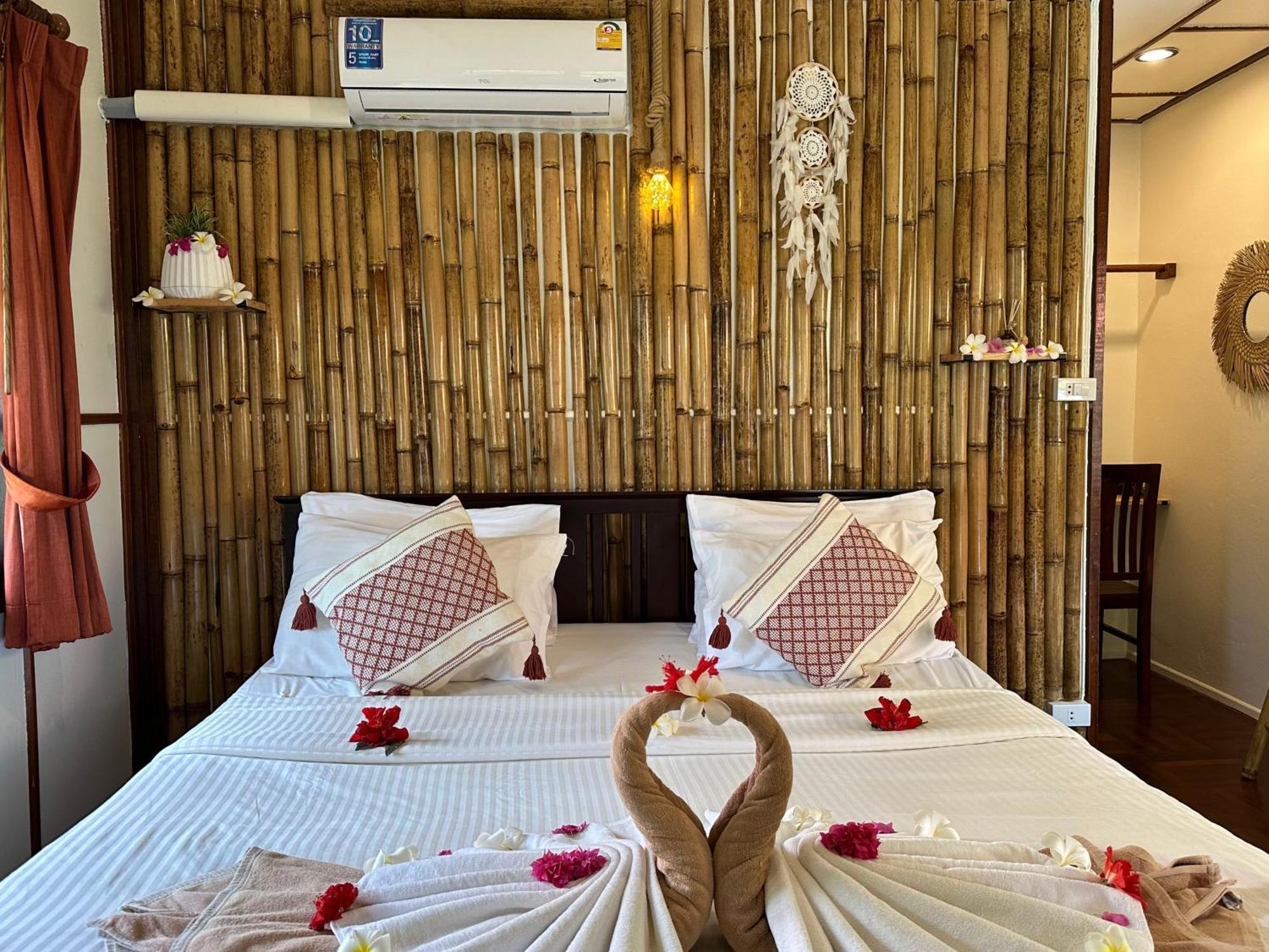 Pier Hotel