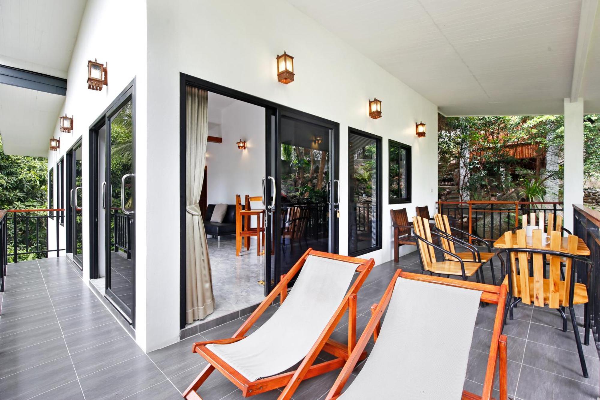 2 Bays Thong Nai Pan Yai