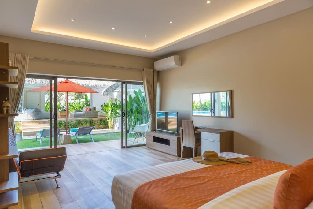 Villa 5-bdr Luxury At A With Club And Concierge Service *