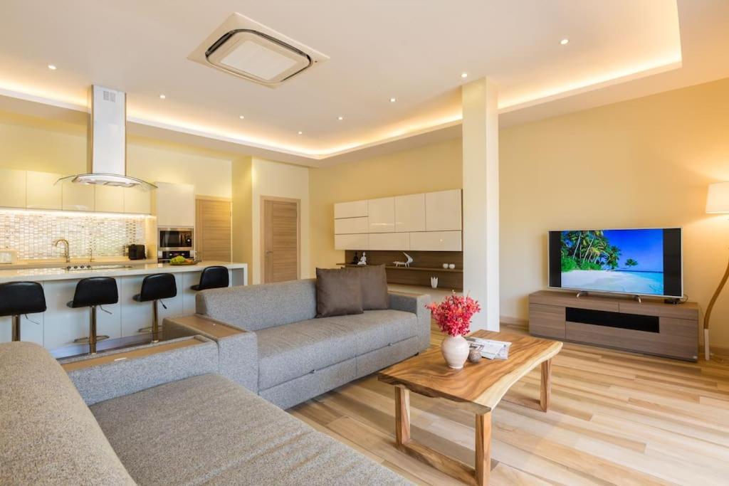 5-bdr Luxury At A With Club And Concierge Service Mae Nam