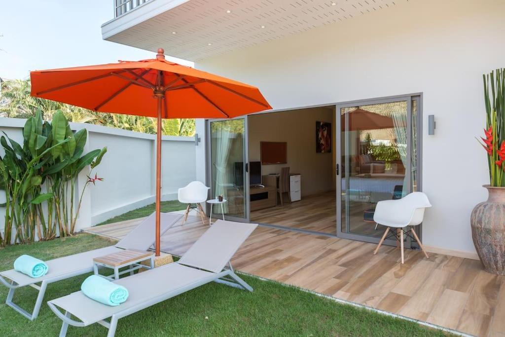 Villa 5-bdr Luxury At A With Club And Concierge Service Mae Nam