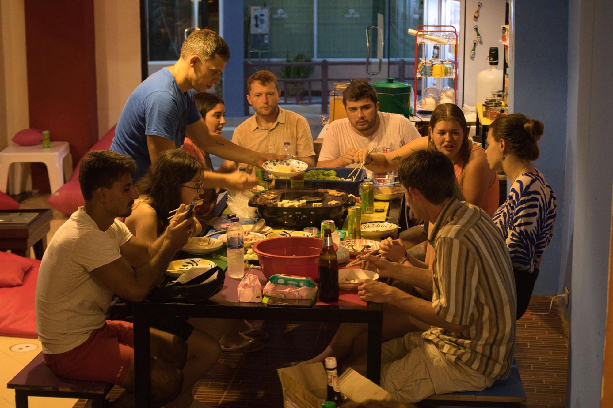 The Funky Monkey - 18 To 40 Years Old Only Hostel Haad Rin