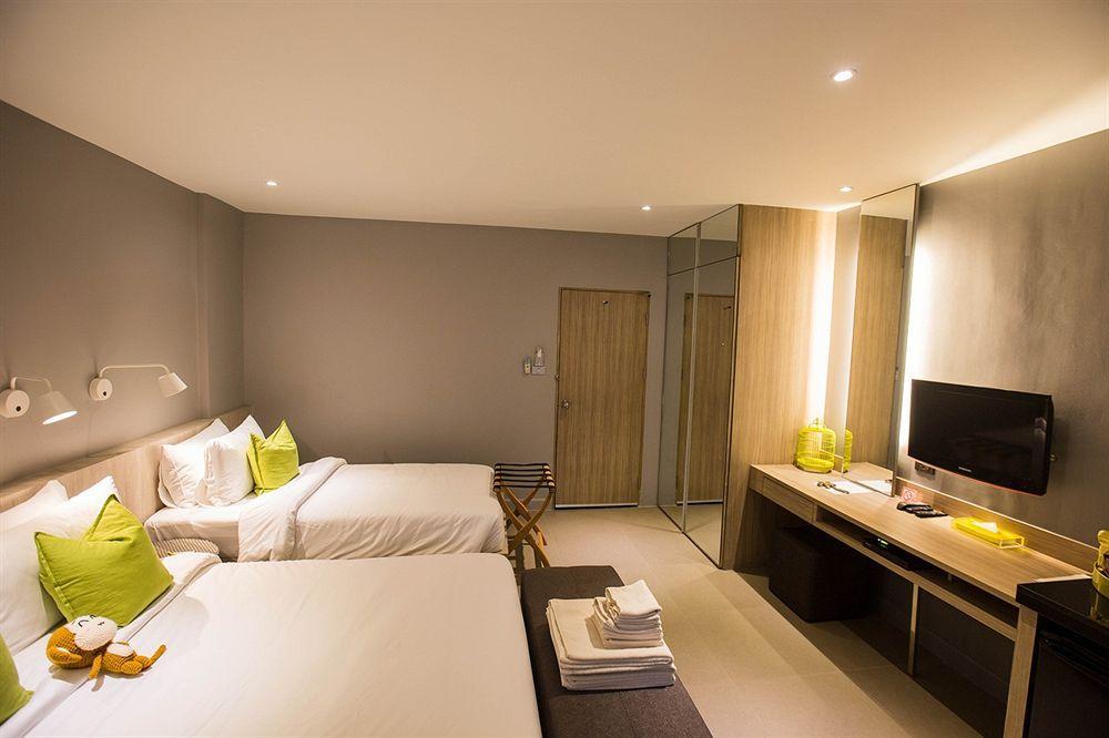 Ploen By Tolani Hotel