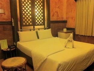 Palm Hotel