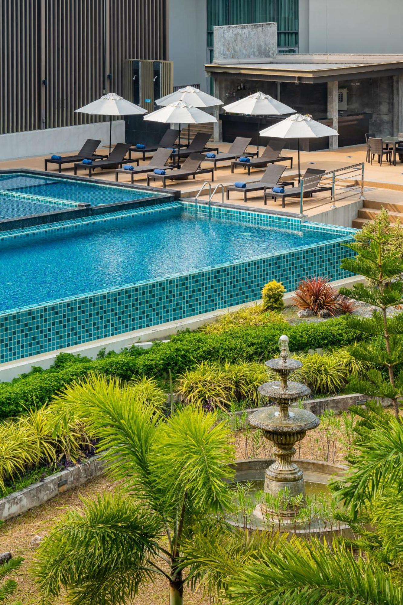 Paradise Hill Hotel
