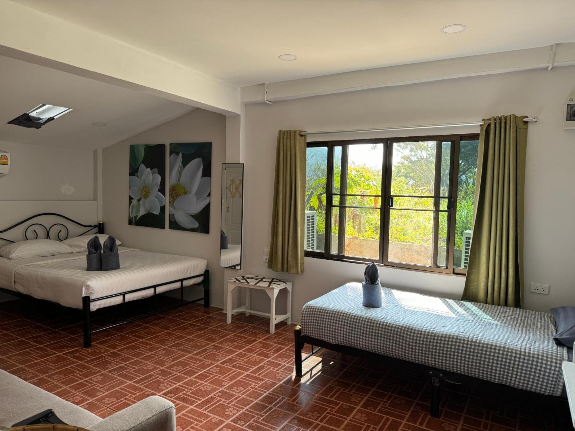Shaya Guest house *