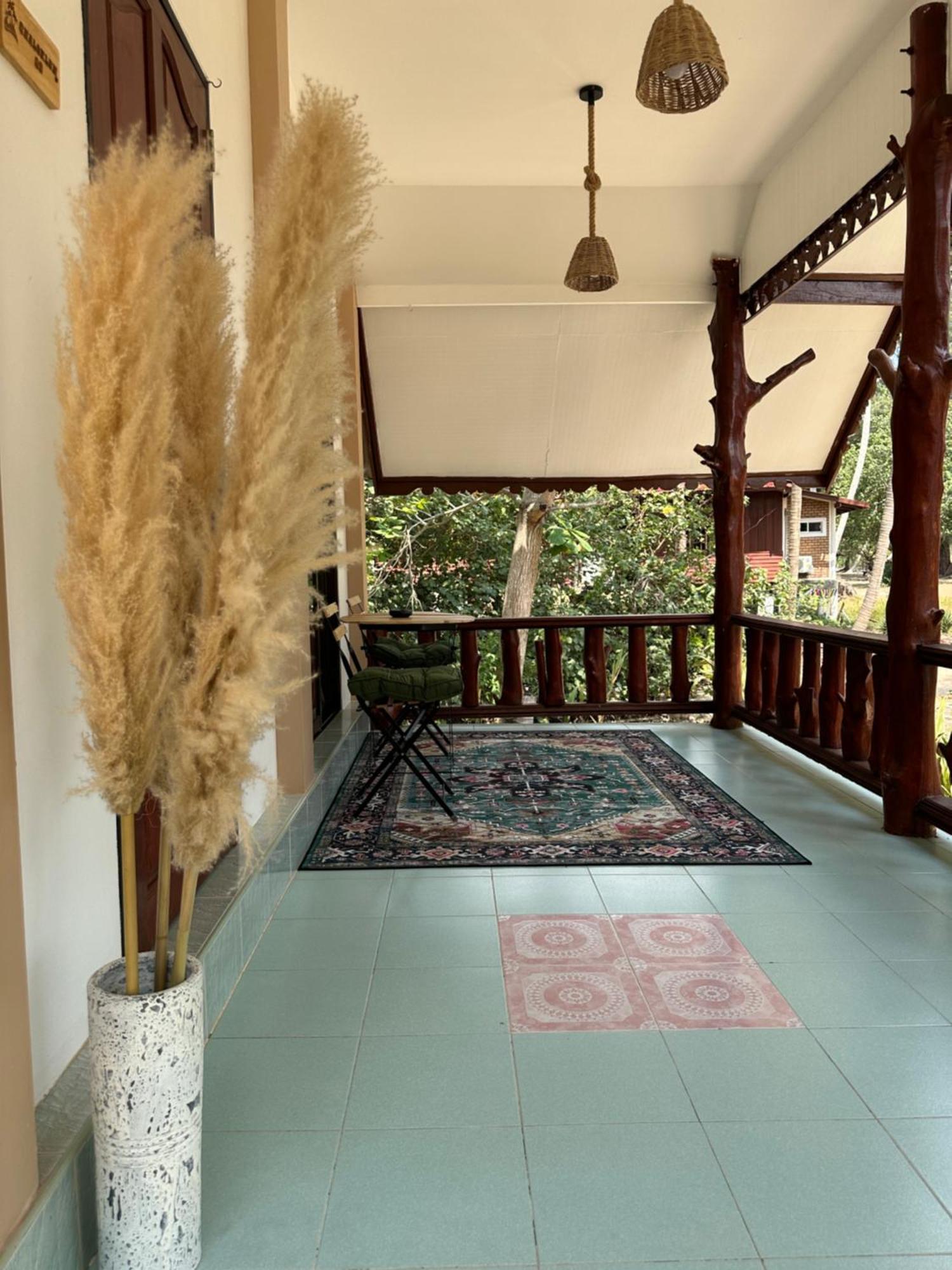 Cozy House In Chaloklum * Mae Haad