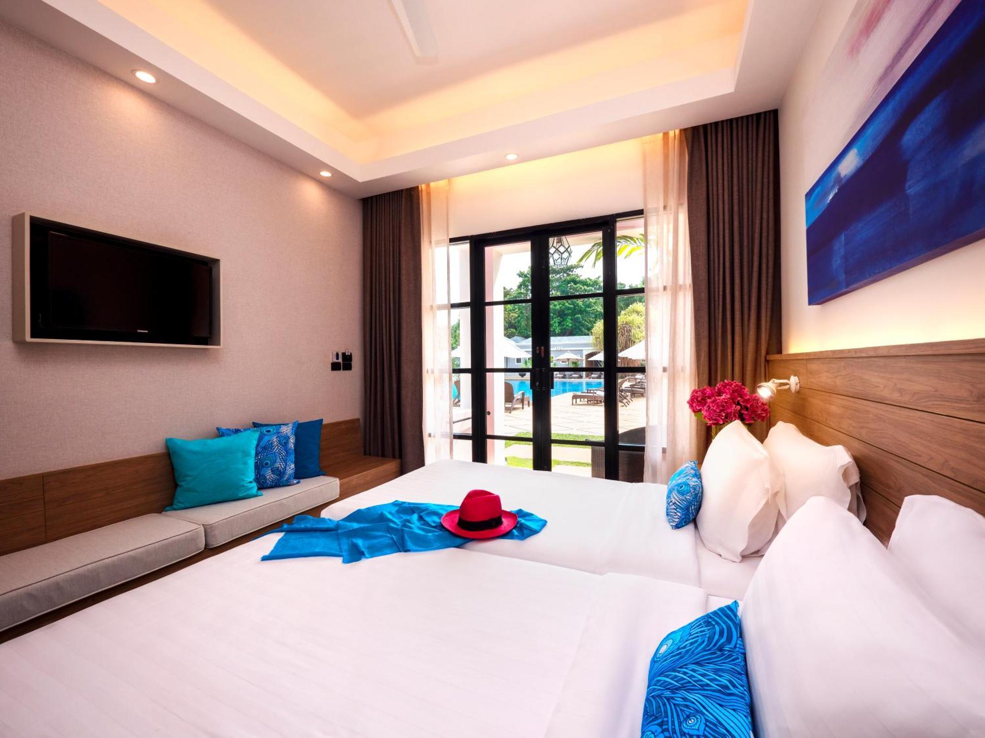 Absolute Sanctuary (adults Only) 4*