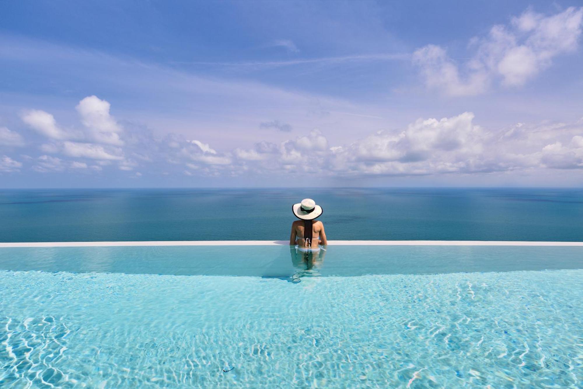 Karpe Diem - Twin Infinity Pools Chaweng (Koh Samui)