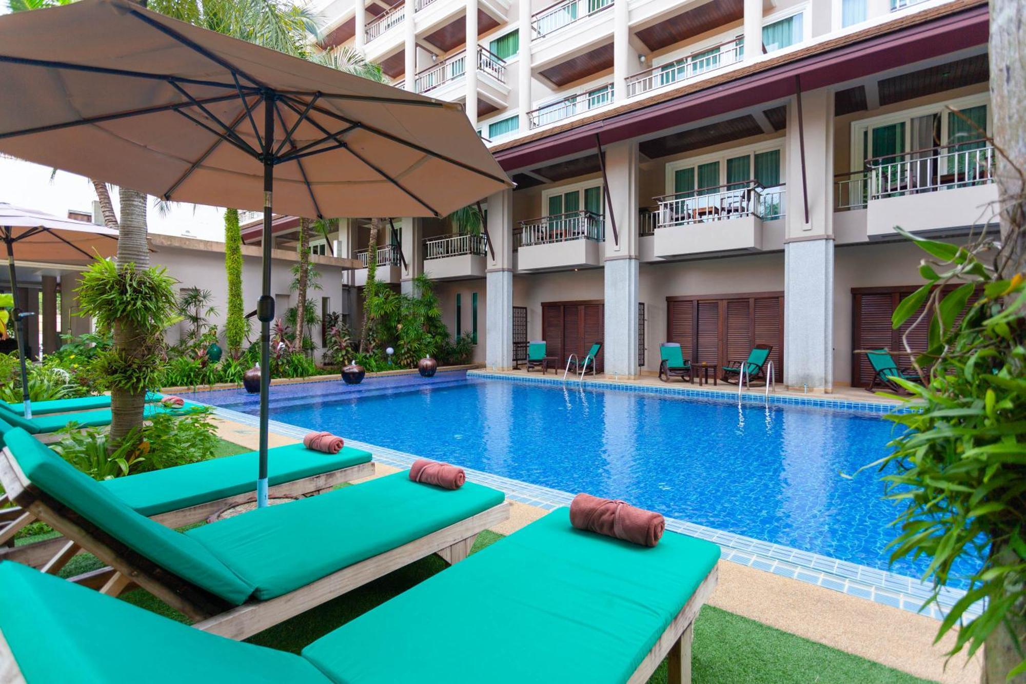 Thanthip Resort Patong