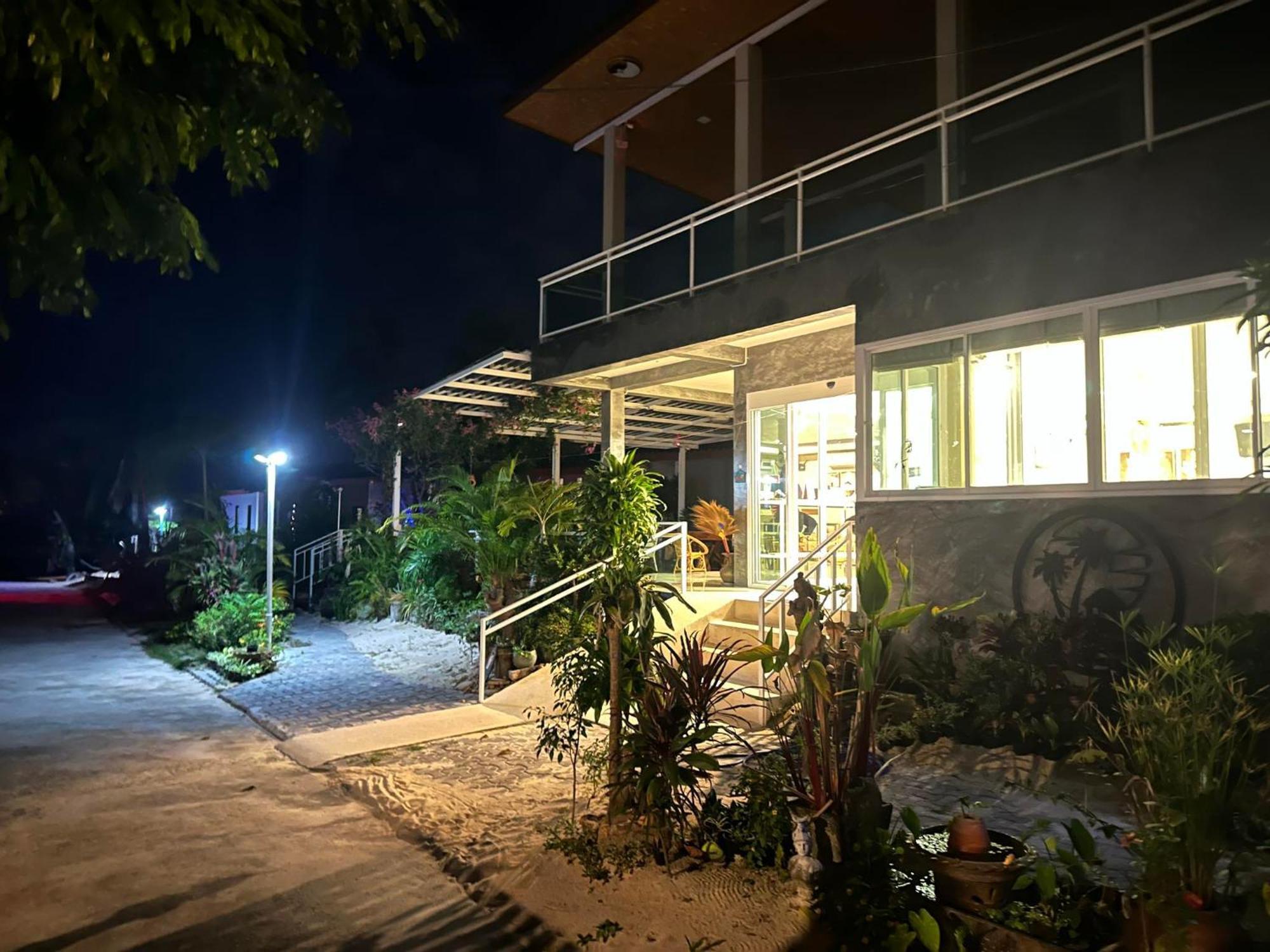 Ibiza 3*