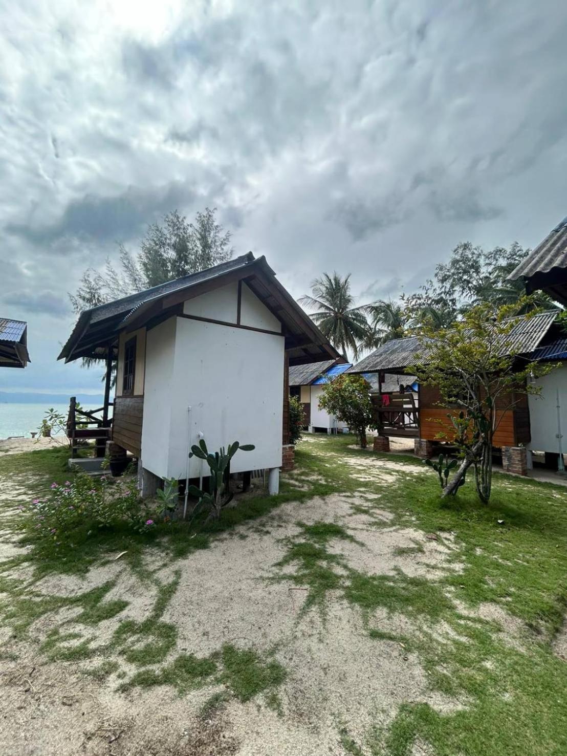 Guest house Pinks Baan Tai