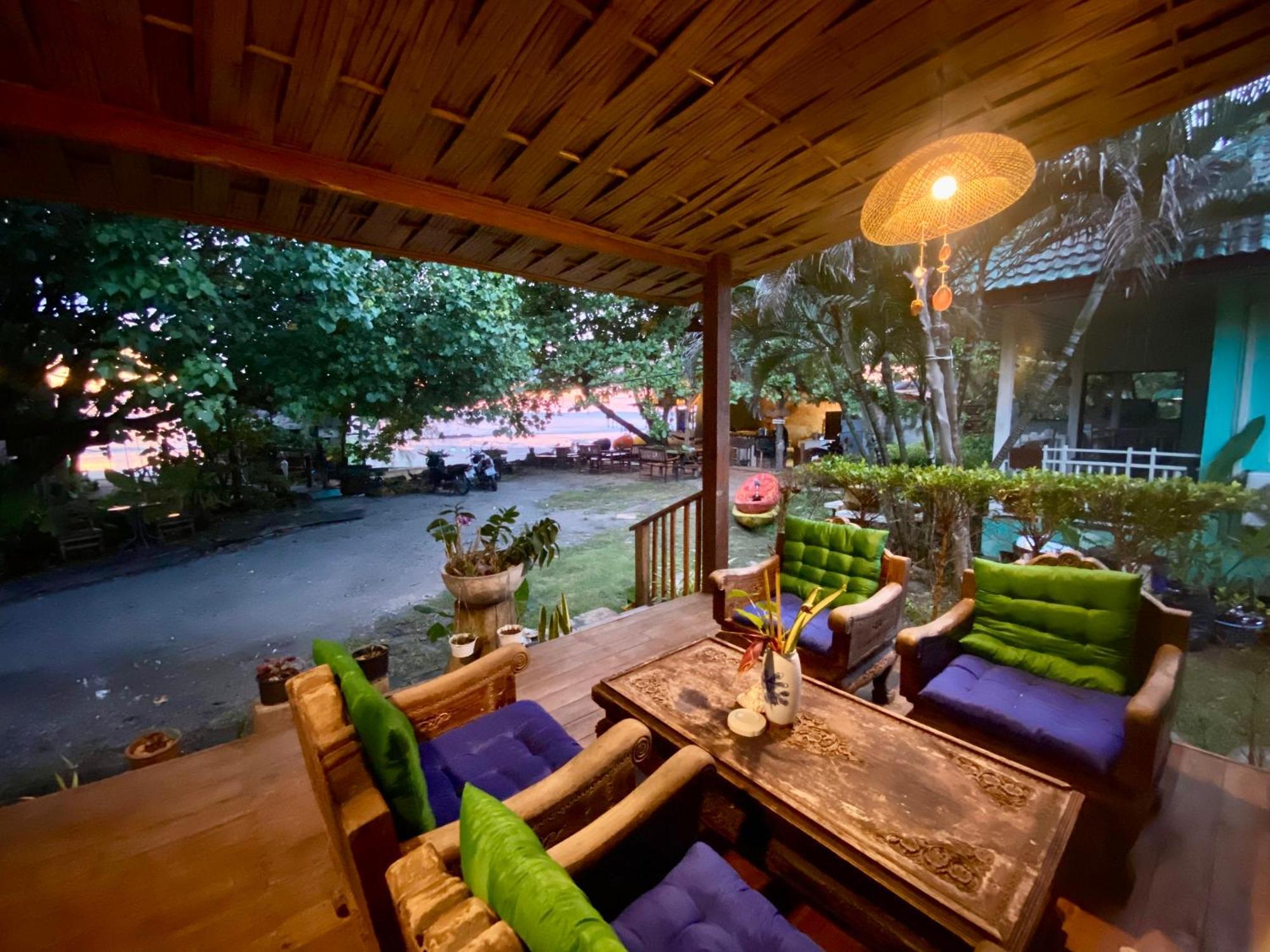 Hotel Coconut Lanta @klong Dow *