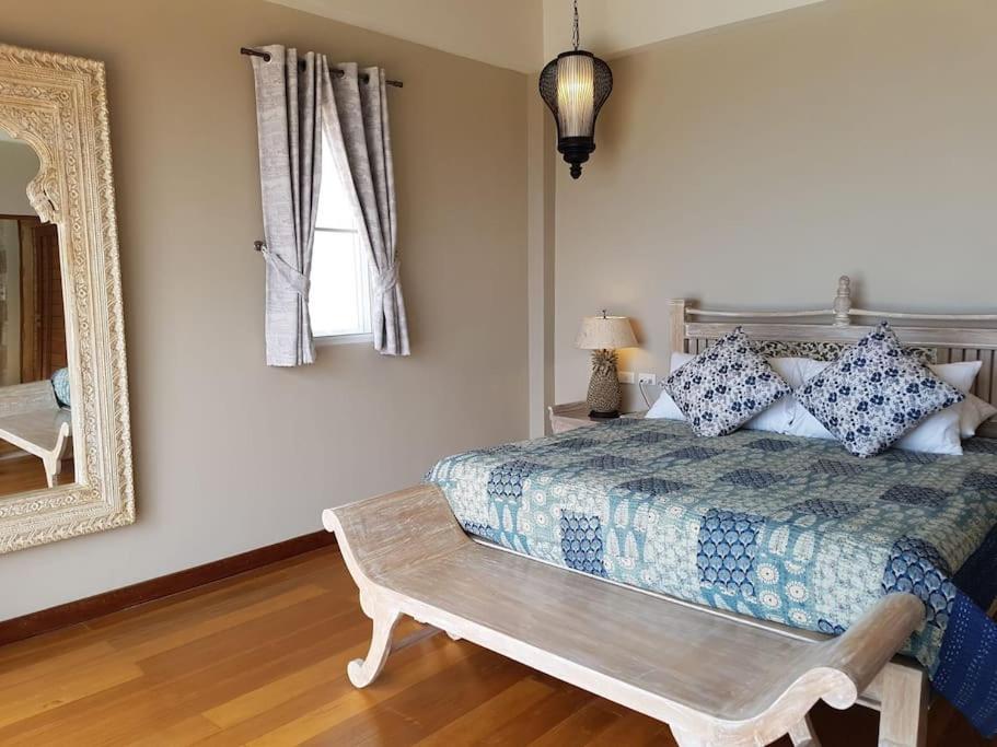 Blue Bay Villa