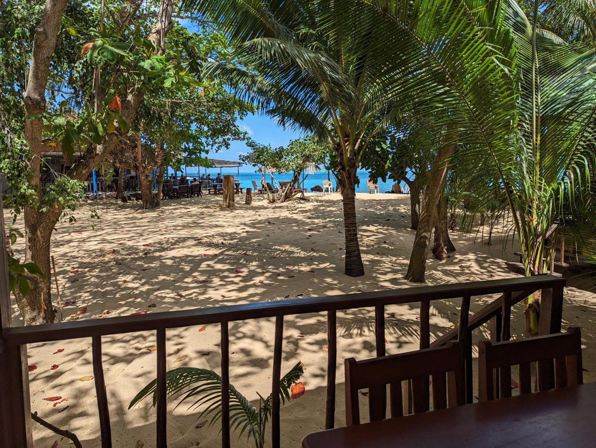 Hotel Moonhut Mae Nam