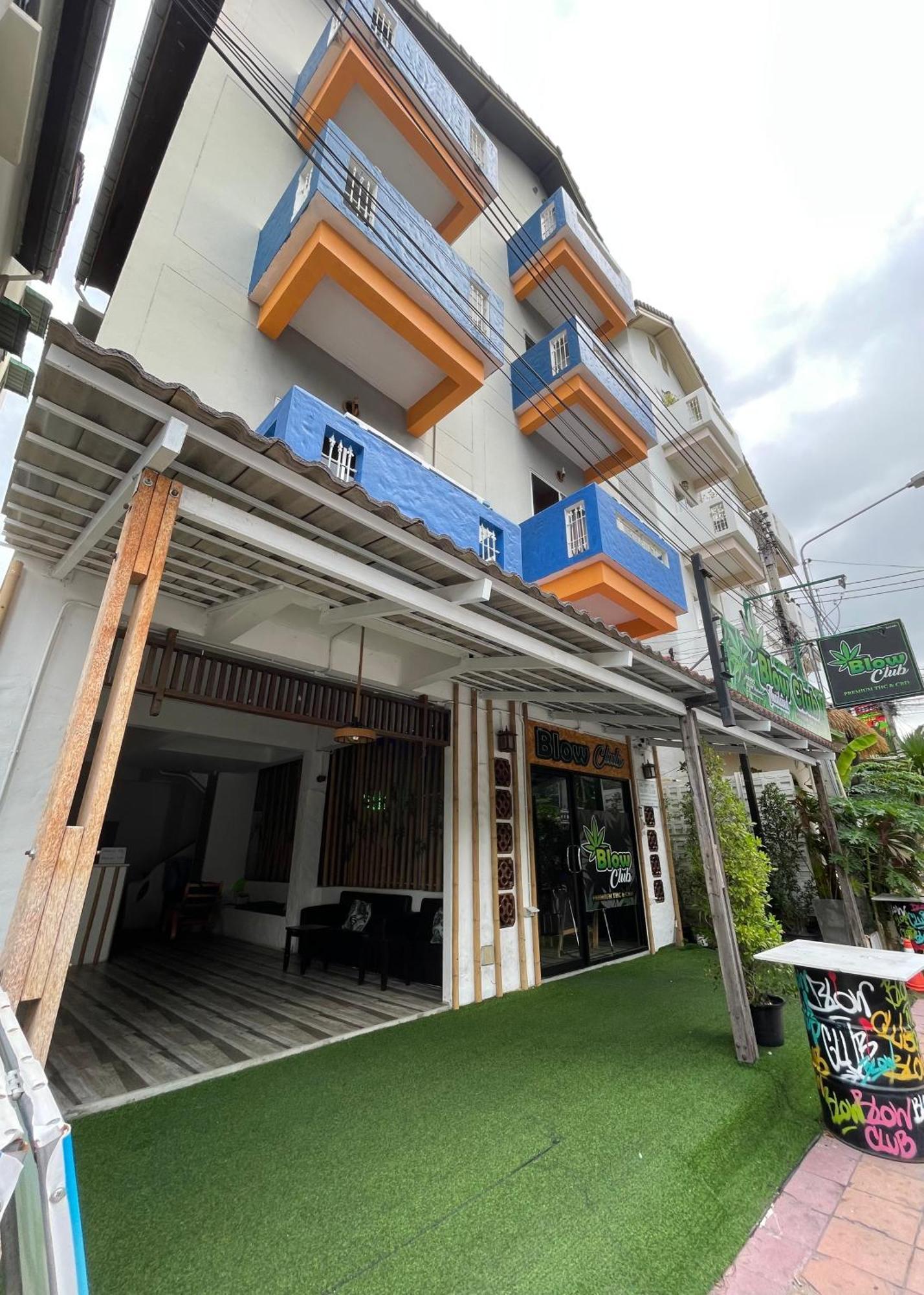 Retro Guest house Pattaya