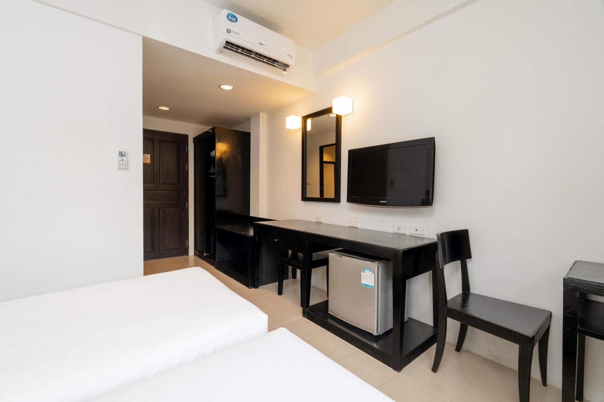 Pp Charlie Hotel