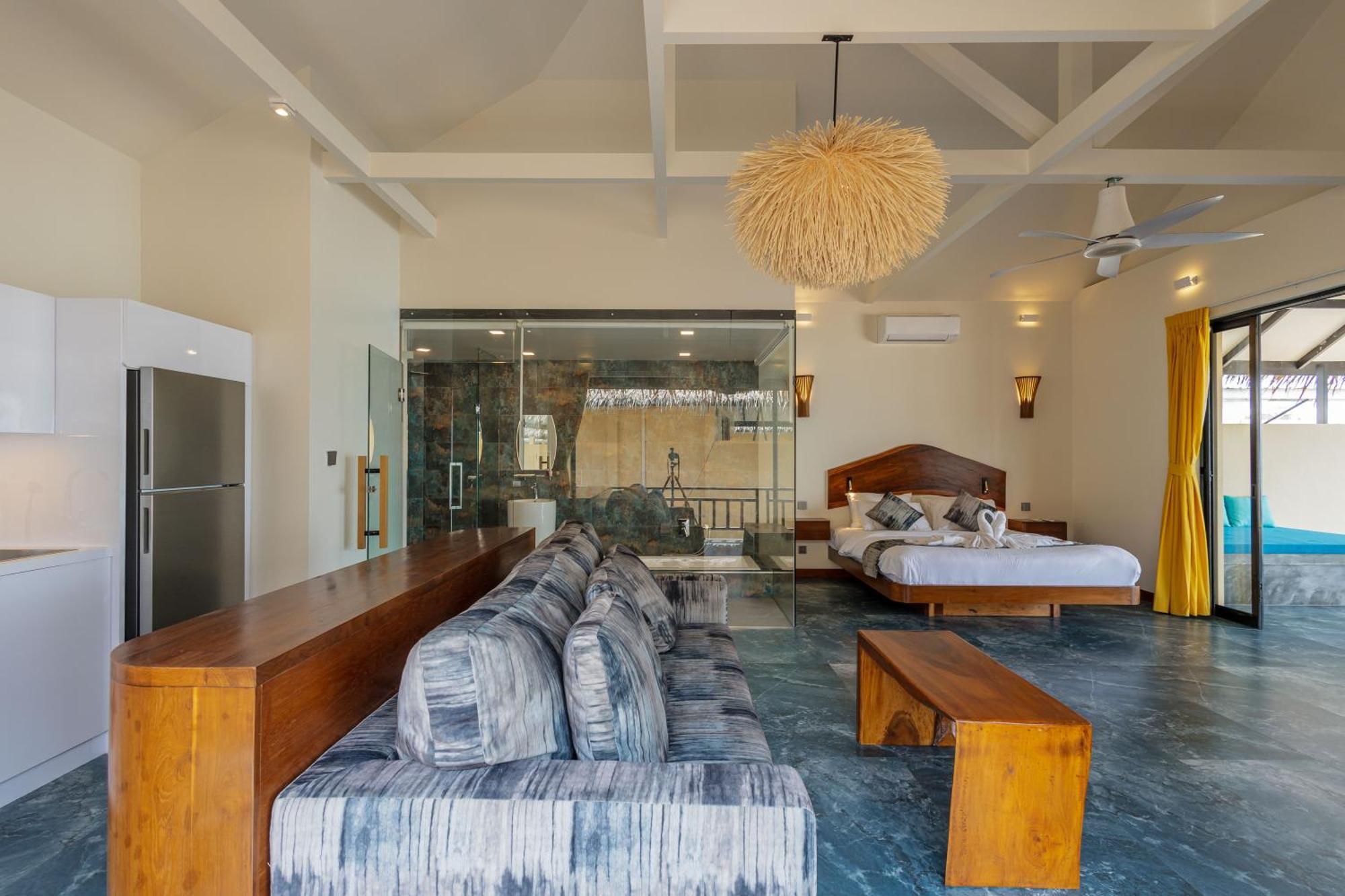 Hotel Absolute Beachfront 5*