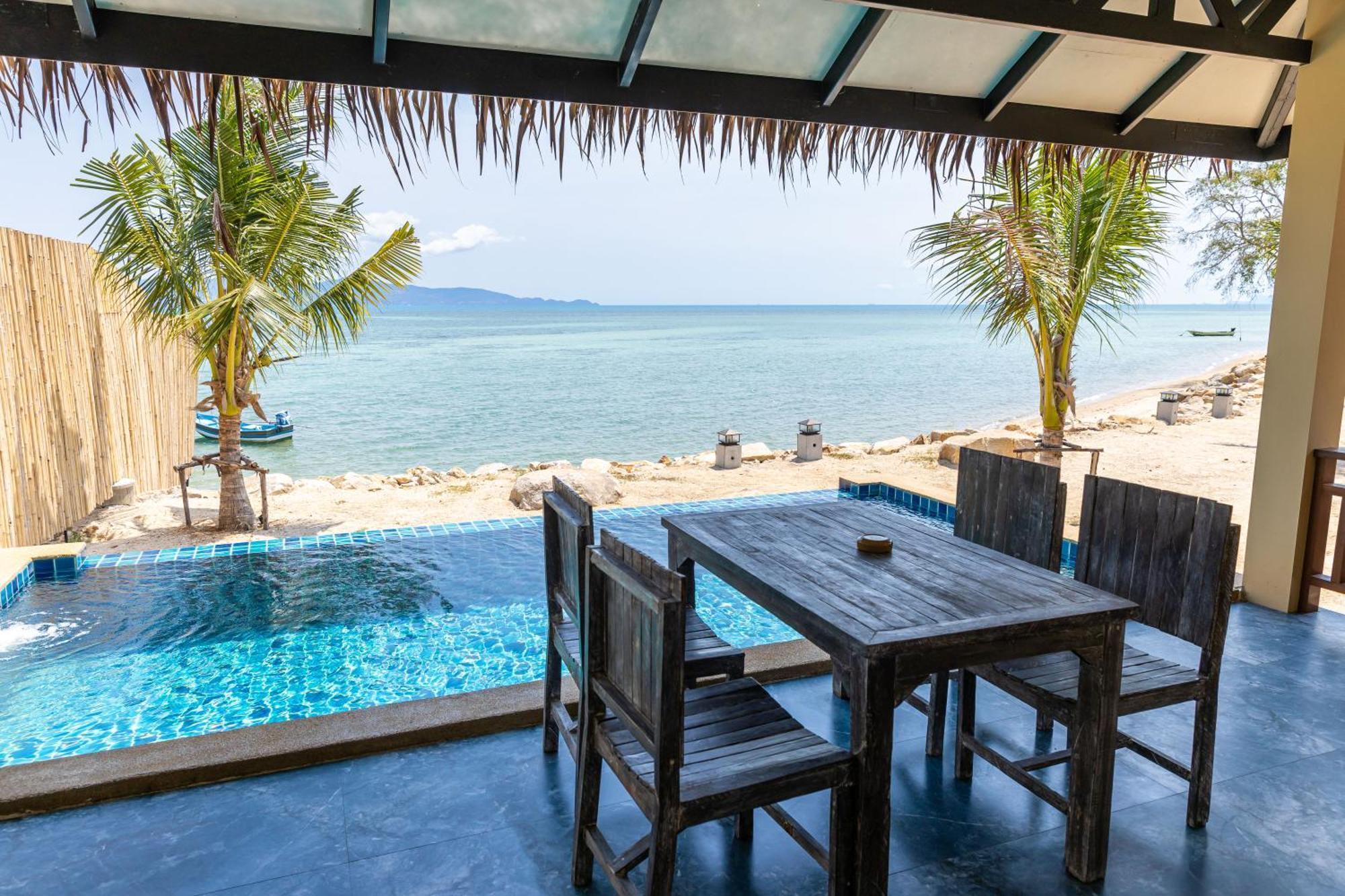 Absolute Beachfront Baan Tai