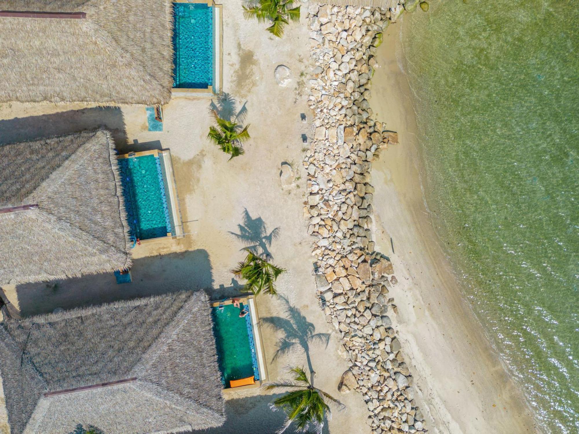 Absolute Beachfront 5*