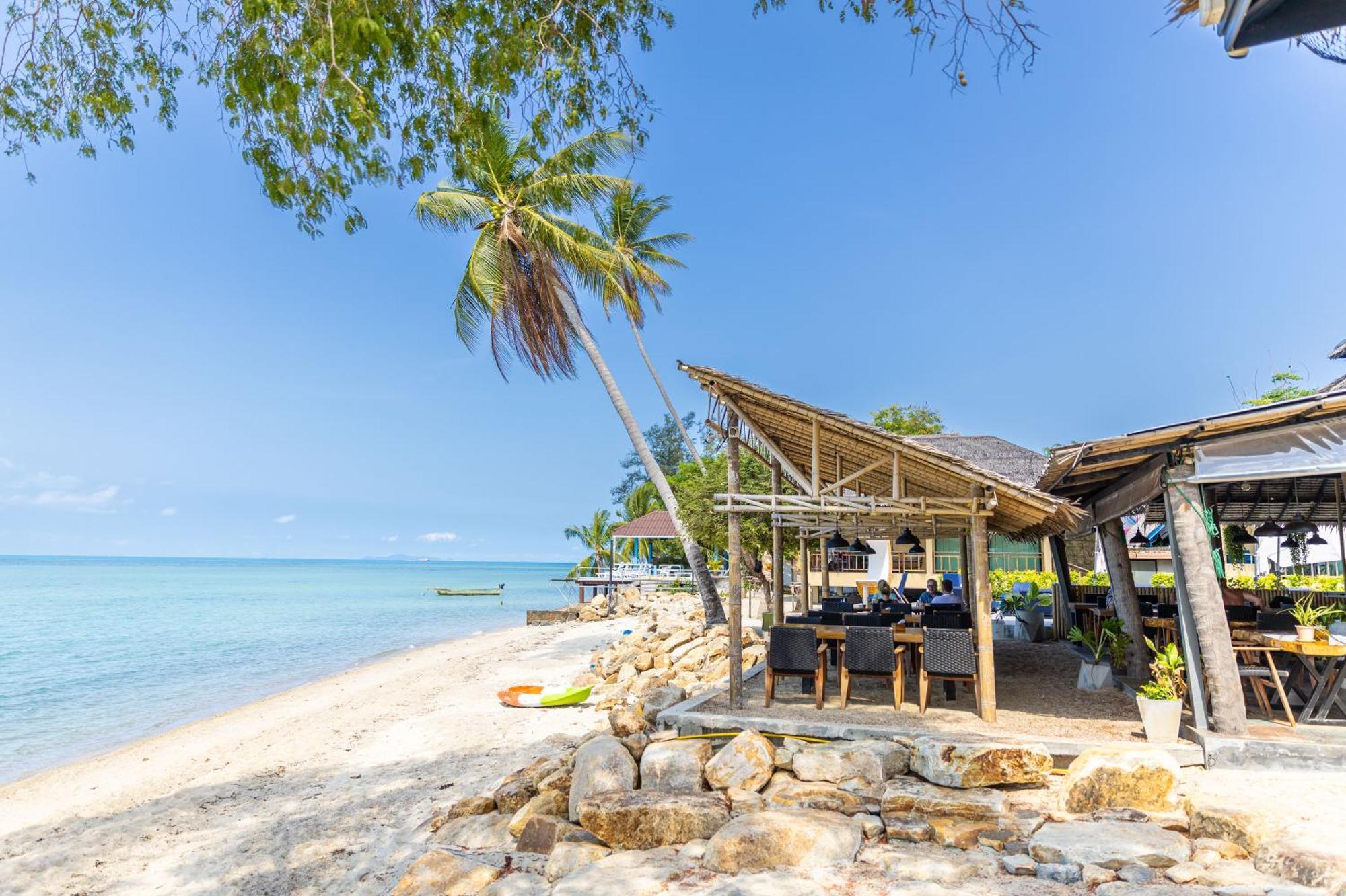 Absolute Beachfront Baan Tai