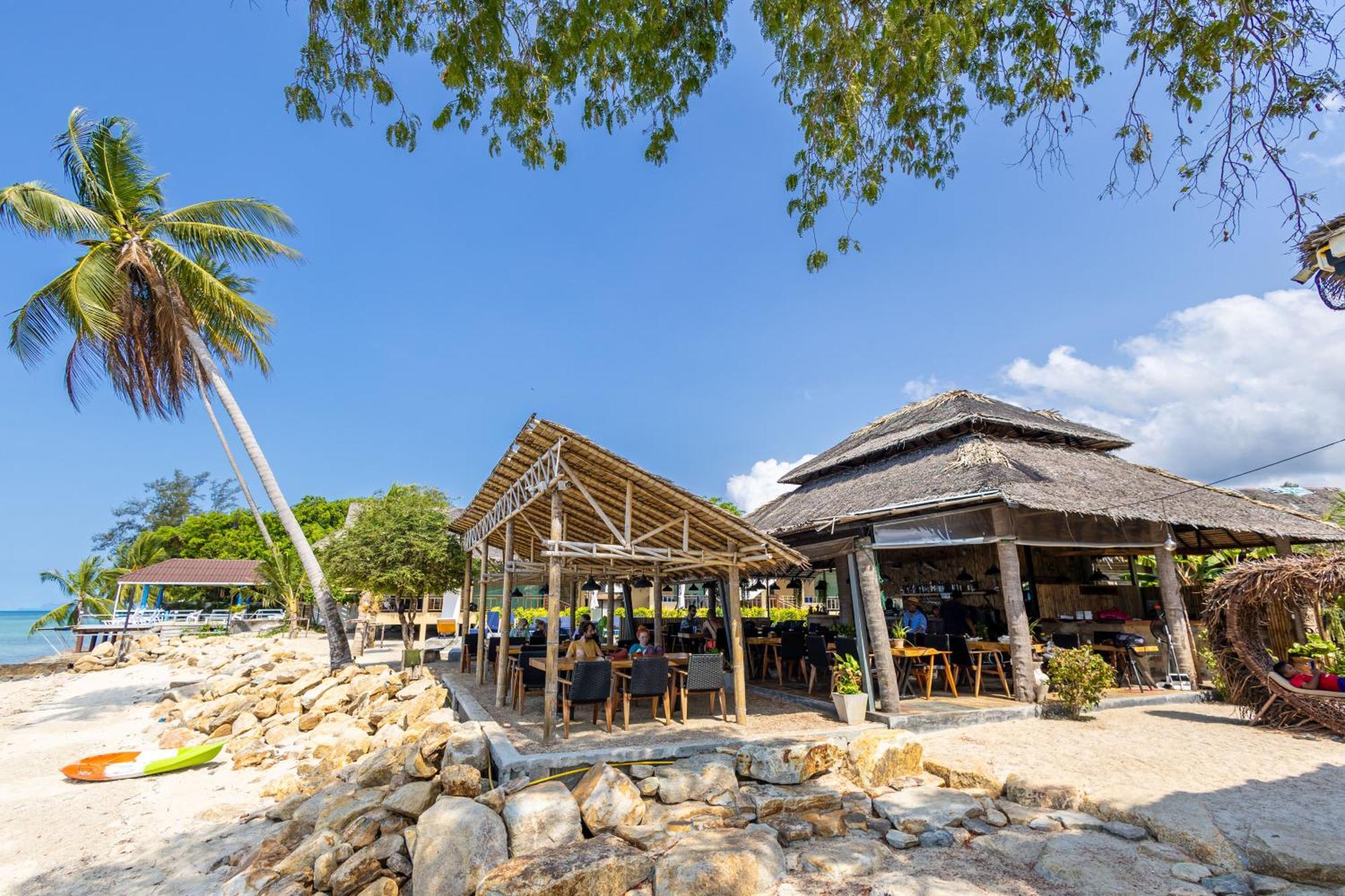 Absolute Beachfront 5* Baan Tai