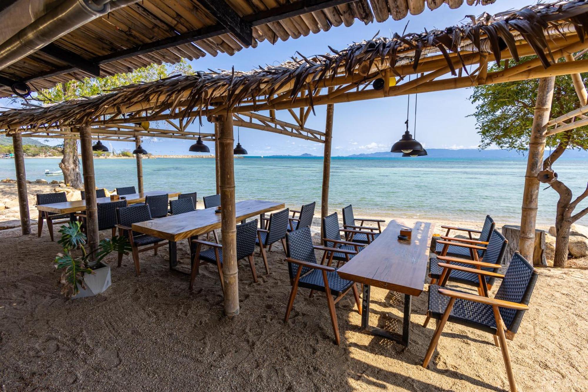 Absolute Beachfront Baan Tai