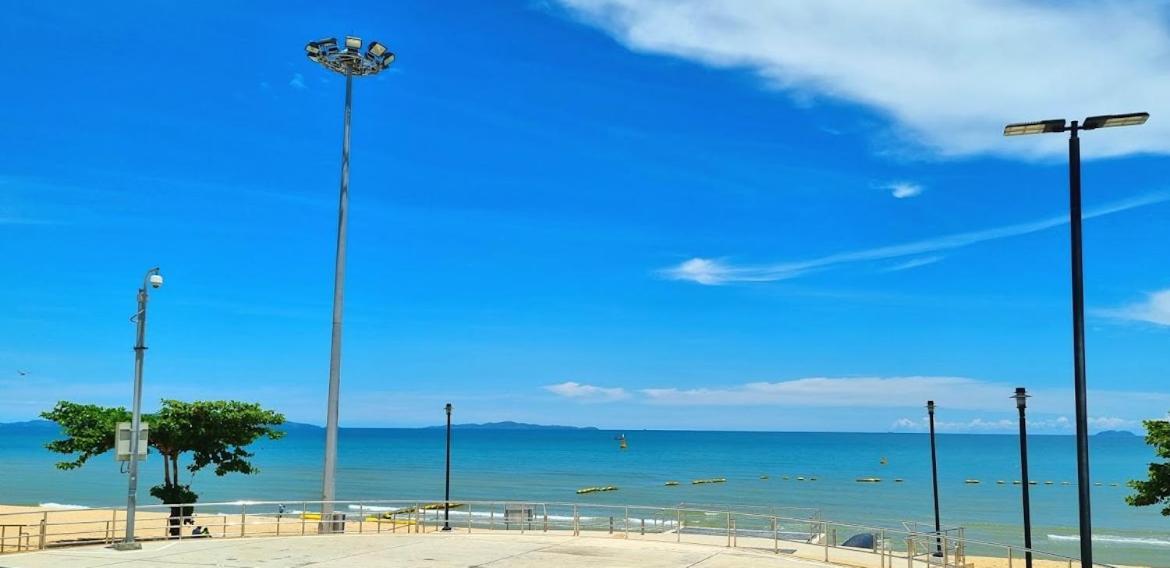 Retro Guest house Pattaya