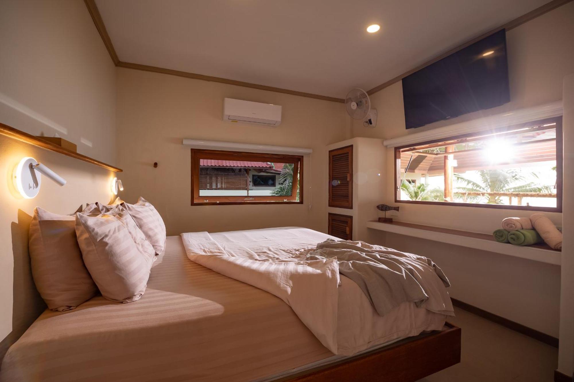 Guest house Three Rare & Private Front *