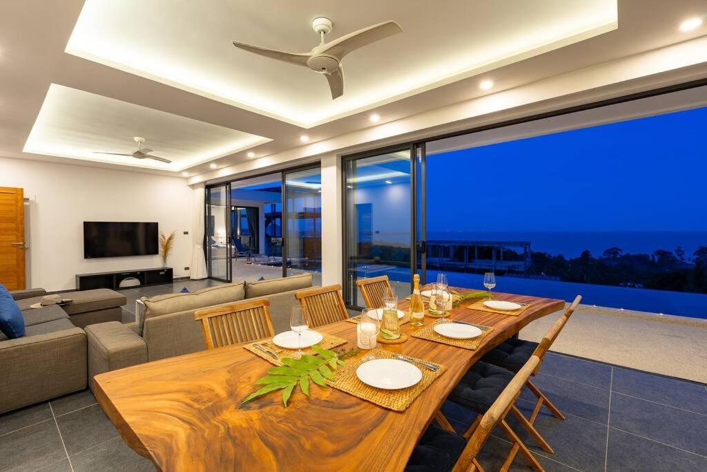 Villa 15% Off ! Brand New Near *